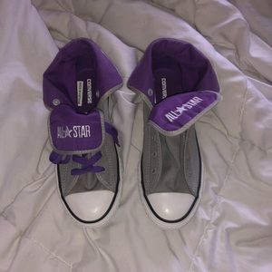 grey and purple foldable converse all stars high tops